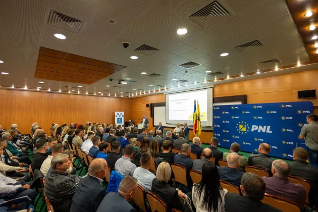 PNL Braşov a validat listele candidaţilor la parlamentare   
