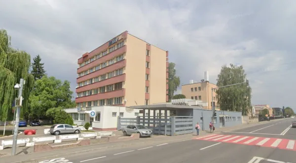 Braşovul intră pe piaţa dronelor. Carfil va produce 24 de aparate de zbor fără pilot pe lună şi va instrui 140 de piloţi pe an