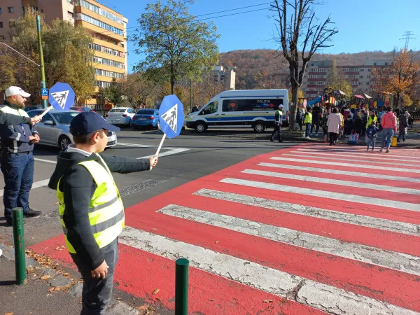 Reapare „patrula şcolară”. Un plan al IPJ Braşov