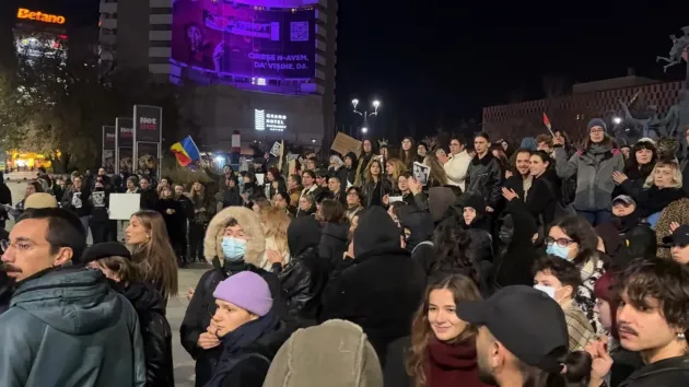 Protest la Universitate, în Bucureşti, împotriva lui Călin Georgescu