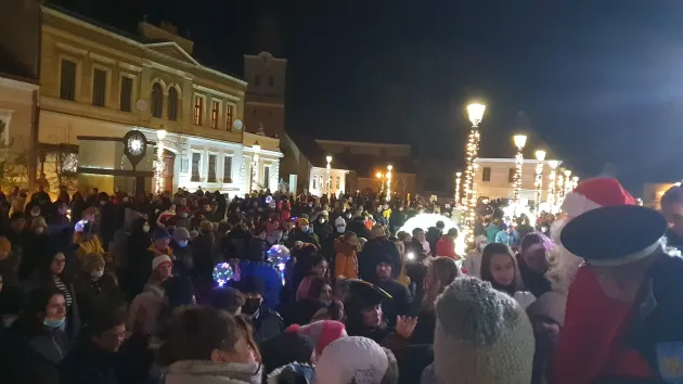 Râşnovul îşi „cumpără” Crăciunul cu 180.000 de lei