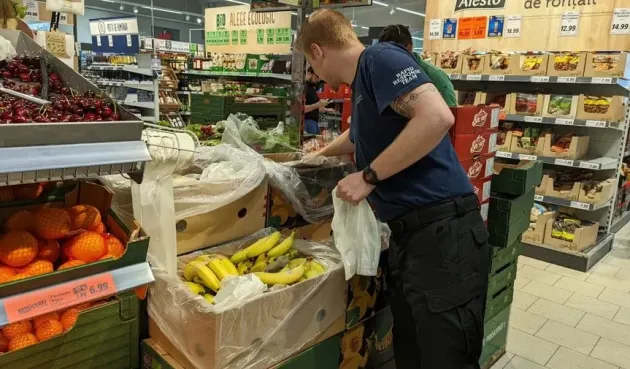 Un nou raport confirmă: marile companii alimentare vând produse mai proaste în ţările cu venituri mici  
