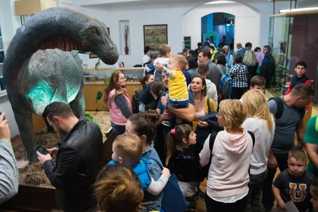 Ziua Naţională, la Râşnov, cu mici gigantici, inclusiv din peşte