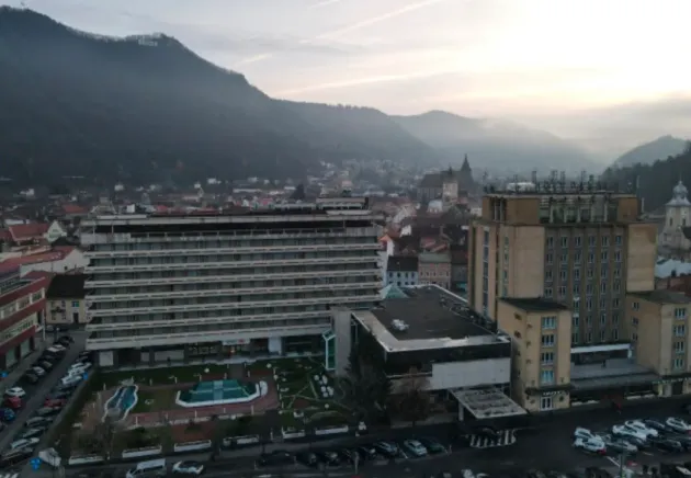 Aro-Palace Braşov, în declin major: încasări în scădere cu 65%, profit mai mic cu 95%. Compania mizează pe francizare şi cheamă acţionarii pentru aprobarea unor cheltuieli viitoare de 49,3 de milioane de euro