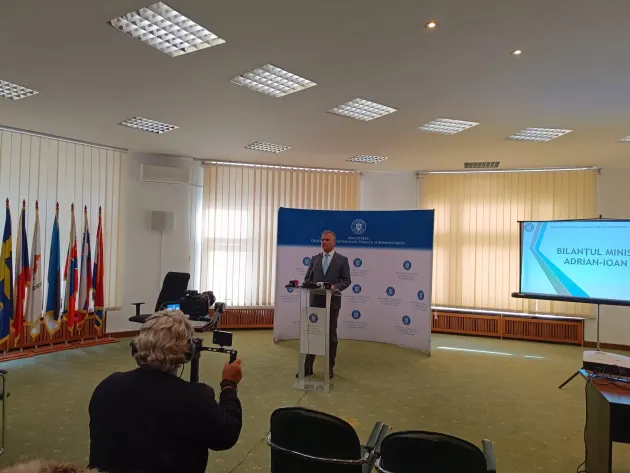 Adrian Veştea şi-a încheiat mandatul de ministru al Dezvoltării. El şi-a caracterizat anul petrecut la Bucureşti printr-un singur cuvânt:„Investiţii”