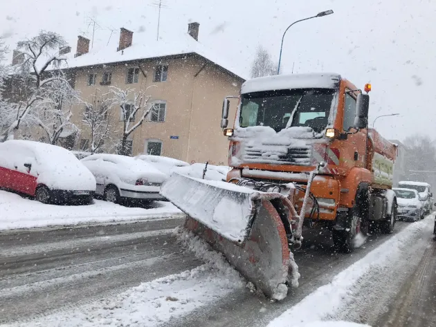 4 milioane de lei pentru deszăpezirea Braşovului, la rectificare 