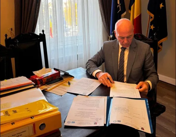 „Am finalizat cea mai mare achiziţie din acest an”. CJ Braşov a găsit un constructor pentru modernizarea drumului Făgăraş - Bărcut 
