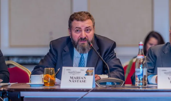 De ce energia e atât de scumpă în România?  „Cineva din zona de utilităţi s-a scăpat. Mi s-a urcat tensiunea”