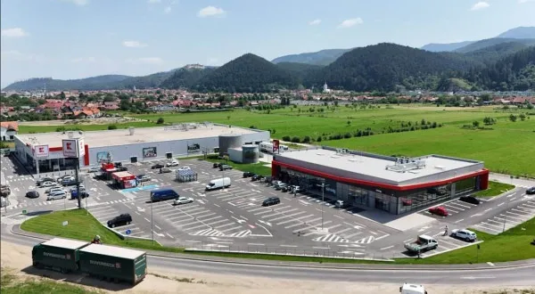 „Mini-mall” la Râşnov