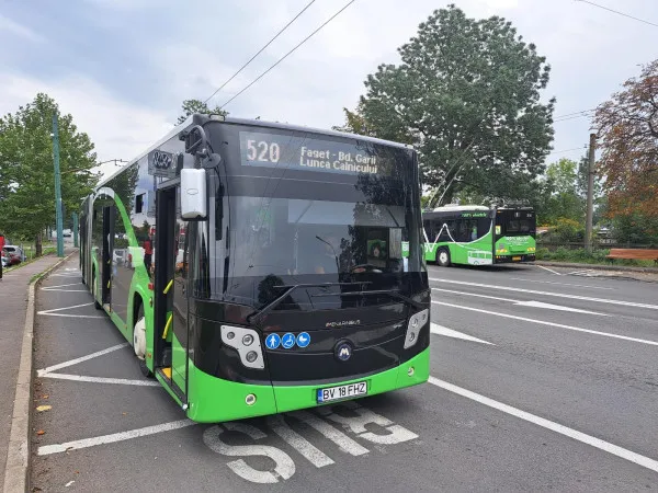 Program special pentru autobuzele RATBV, în primele zile ale anului 2025.  În 1 ianuarie, autobuzele vor ieși pe traseu de la ora 7.00