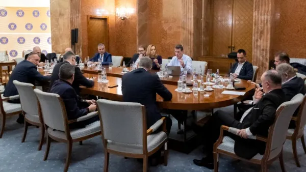 E gata schiţa noului Guvern. Cine vor fi miniştrii şi cum s-au împărţit portofoliile între PSD, PNL şi UDMR 