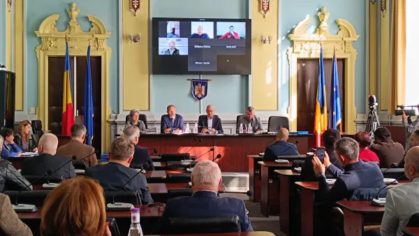 Consiliul Judeţean Braşov încearcă să obţină o nouă finanţare pentru Maternitate 