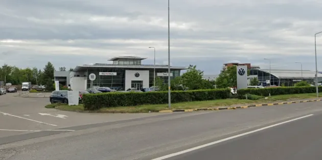Tess Brașov a renunțat la drepturile de comercializare Volkswagen 