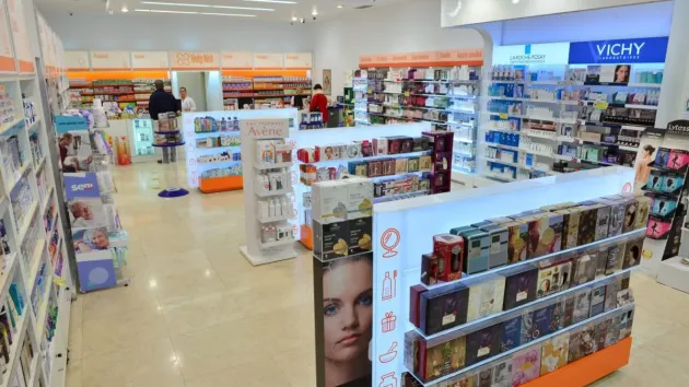 Vaccinarea antigripală e gratuită în farmaciile HelpNet
