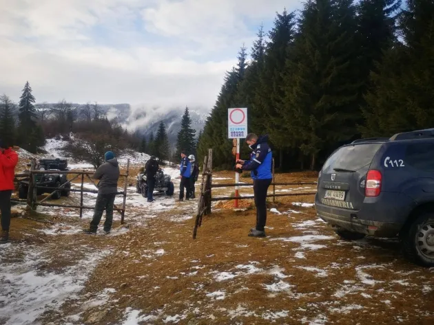 Săcele: Doamnă pe ATV, dublă infracţiune