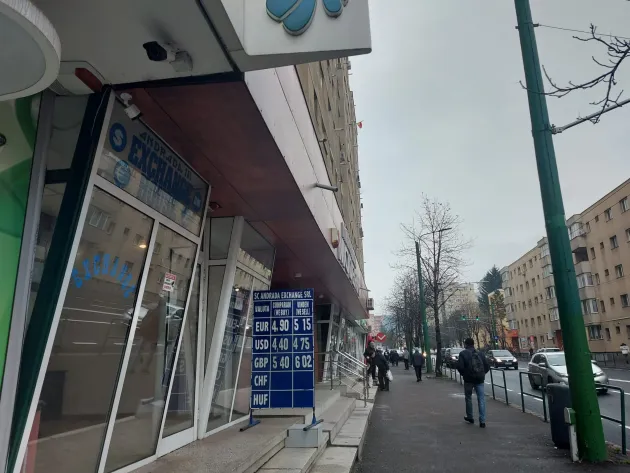 BNR va apăra stabilitatea leului până după alegerile prezidenţiale
