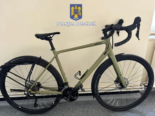 Din Germania, şi-a găsit singur bicicleta furată…  la Braşov. A sunat Poliţia să se ocupe de restul