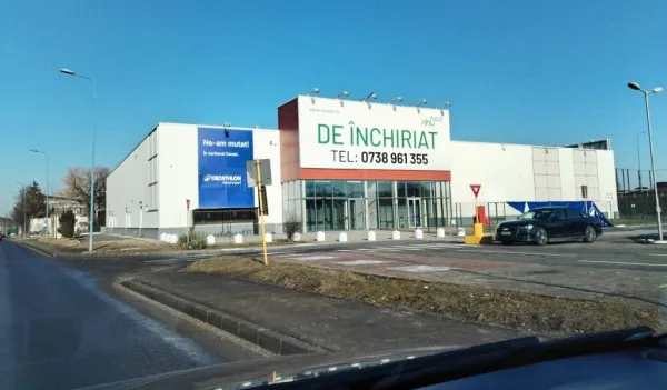 Primul Decathlon din Braşov, transformat în loc de joacă. Modelul Joy Park, Blejoi