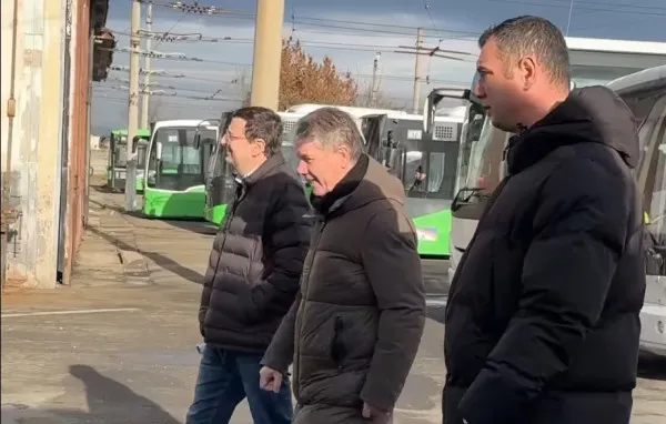 Plătite pentru a fi „canibalizate”