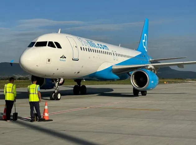 Fly Lili s-ar întoarce la Brașov. Din mai, pentru Israel, o afacere ce ar fi negociată de  un om de afaceri român de origine israeliană, proprietar al mai multor hoteluri din zona Brașovului  