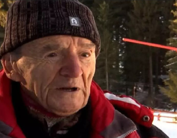 Are aproape 100 de ani, dar tot mai predă lecţii de schi 