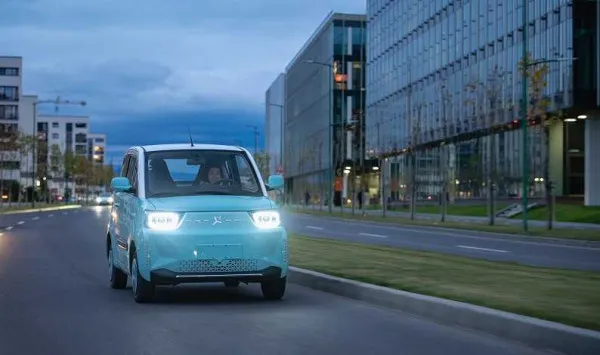 Maşina electrică a braşovenilor de la Allview, cea mai vândută din clasa sa în România