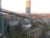 Mirajul „Turnul CET”.  Mai foloseşte doar amatorilor de like-uri, care îşi riscă viaţa pentru a escalada cea de a treia cea mai înaltă construcţie din România