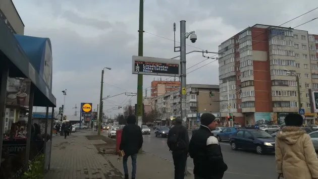 Urmărim autobuzul „la secundă”