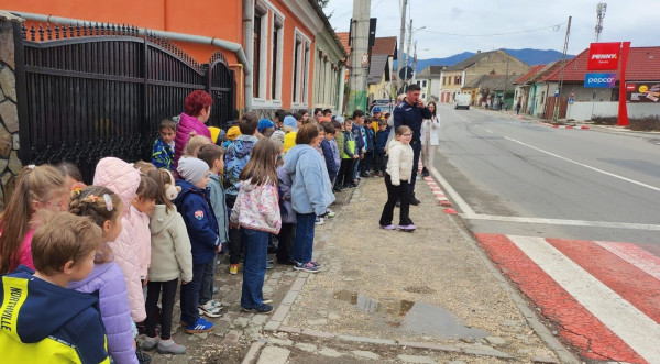 Lecţia „cetăţeanul responsabil”, predată la Săcele