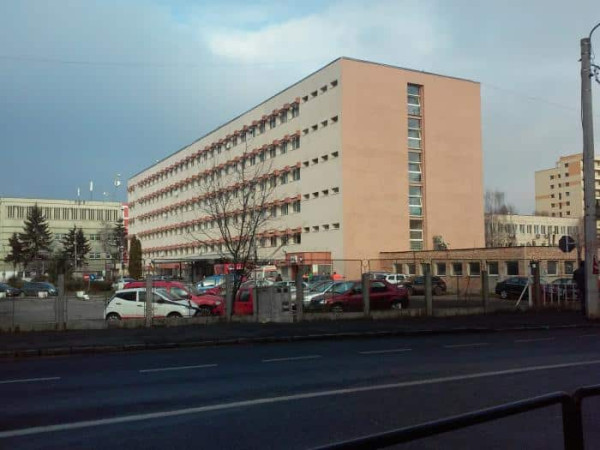 Consiliul Județean Brașov cumpără noi echipamente pentru Spitalul Clinic Județean Brașov. Aparatura va fi folosită pentru diagnosticarea și tratarea bolilor oncologice