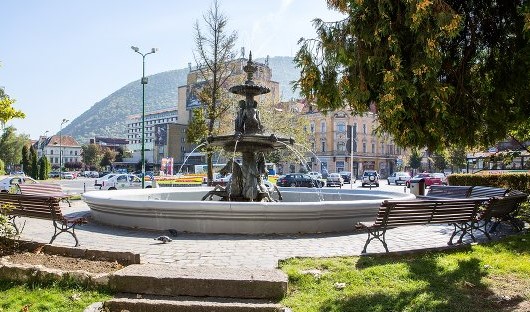 Au început reparaţiile la fântânile arteziene