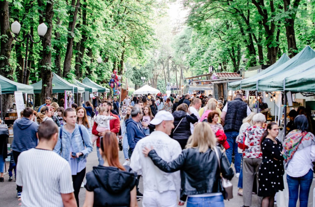 Parfum de lavandă, în Parcul Central „Nicolae Titulescu” 
