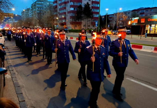 Retragerea cu torţe a jandarmilor, anul acesta în Tractorul. Azi, ora 20.00