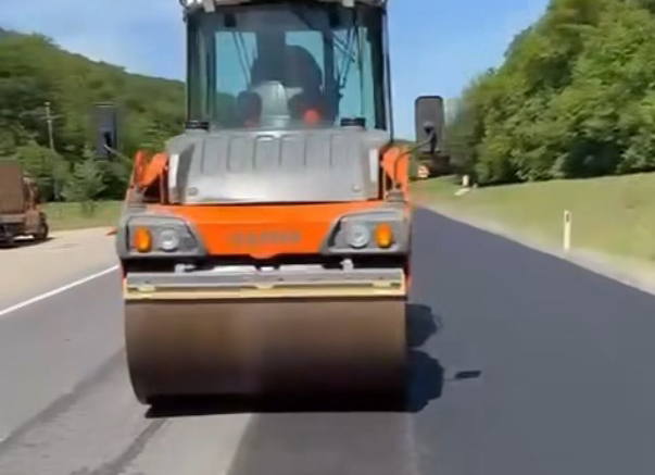 DRDP Braşov a început reparaţiile de primăvară. Timp de o lună se lucrează pe DN 1 