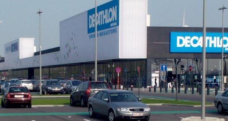 Amendă pentru Decathlon, după ce şi-a „spionat” angajaţii