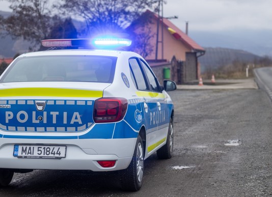De la uşa fostei, 30 de zile în arest