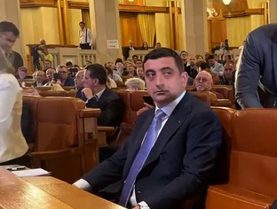„De ce nu mai poate fi preşedinte? Vom vedea”