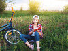 Pedalaţi, citiţi o carte şi faceţi o fotografie. Aţi putea câştiga 500 de lei
