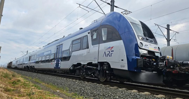 Azi va fi prezentat primul tren polonez PESA. Va înlocui „personalele” pe rutele CFR pe rutele Braşov – Gheorgheni şi Braşov - Bucureşti  