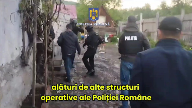 6 zile cu 37 de „Potra” vizitaţi de mascaţi şi Poliţie. 34 de arme confiscate