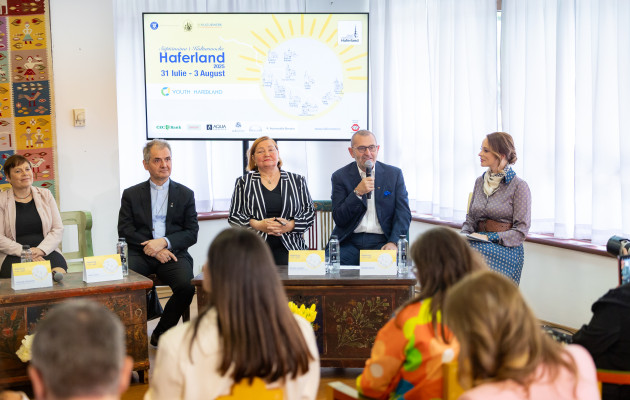 Sașii se întâlnesc și în acest an la Haferland. 4 zile cu petreceri în 10 localități din Brașov, Sibiu și Mureș, care adună, de 13 ani, mii de oameni din Austria, Germania, Marea Britanie, Spania, Țările de Jos, Israel, SUA și alte țări