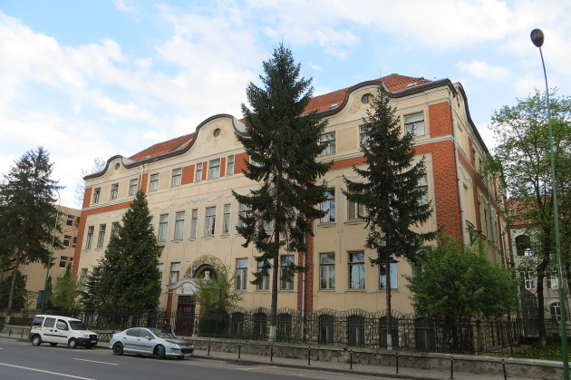 Înscrierile la Titularizare, doar „în prezenţă fizică”. La Colegiul Tehnic Transilvania