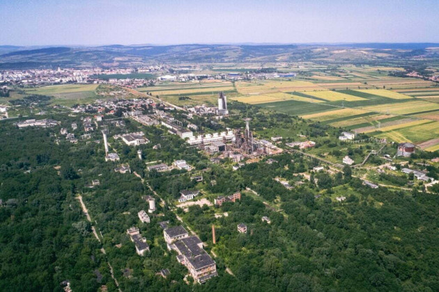 Făgăraş: Se demolează un bloc din zona combinatului