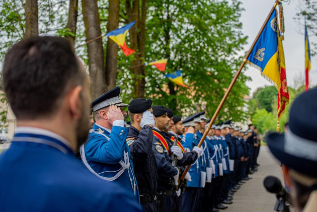„Am fost acolo unde trebuia să fim”. 20 de ani au împlinit jandarmii de la „Burebista”