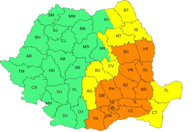 Cod de inundaţii peste Braşov. Va ploua continuu până miercuri