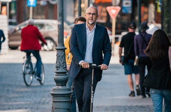 600 la Bucureşti, 60 la Praid
