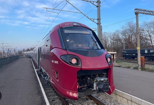 Singurul nou tren, mutat de la Braşov, pe ruta Constanţa