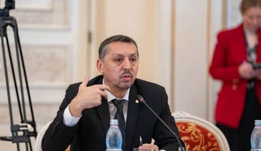 Butonul „Fii informat”, pe pagina Ministerului