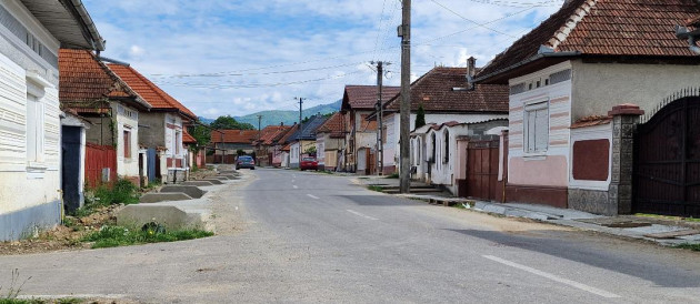 Mitropolia Ardealului caută preoţi pentru satele Copăcel şi Rodbav