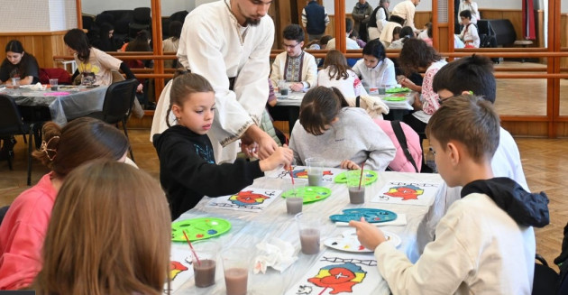 6-10 ani, chemaţi la prima expoziţie colectivă
